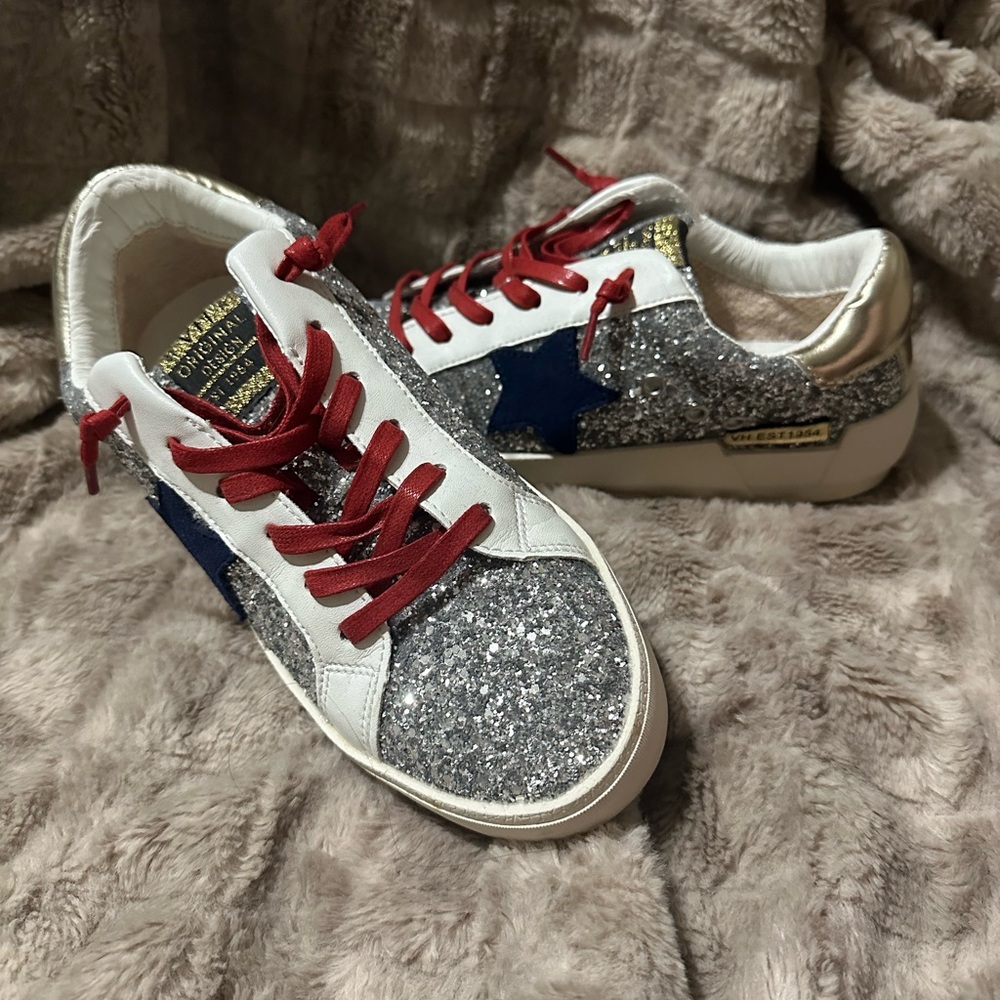 Vintage Havana Glitter Sneakers with Red and Blue Accents